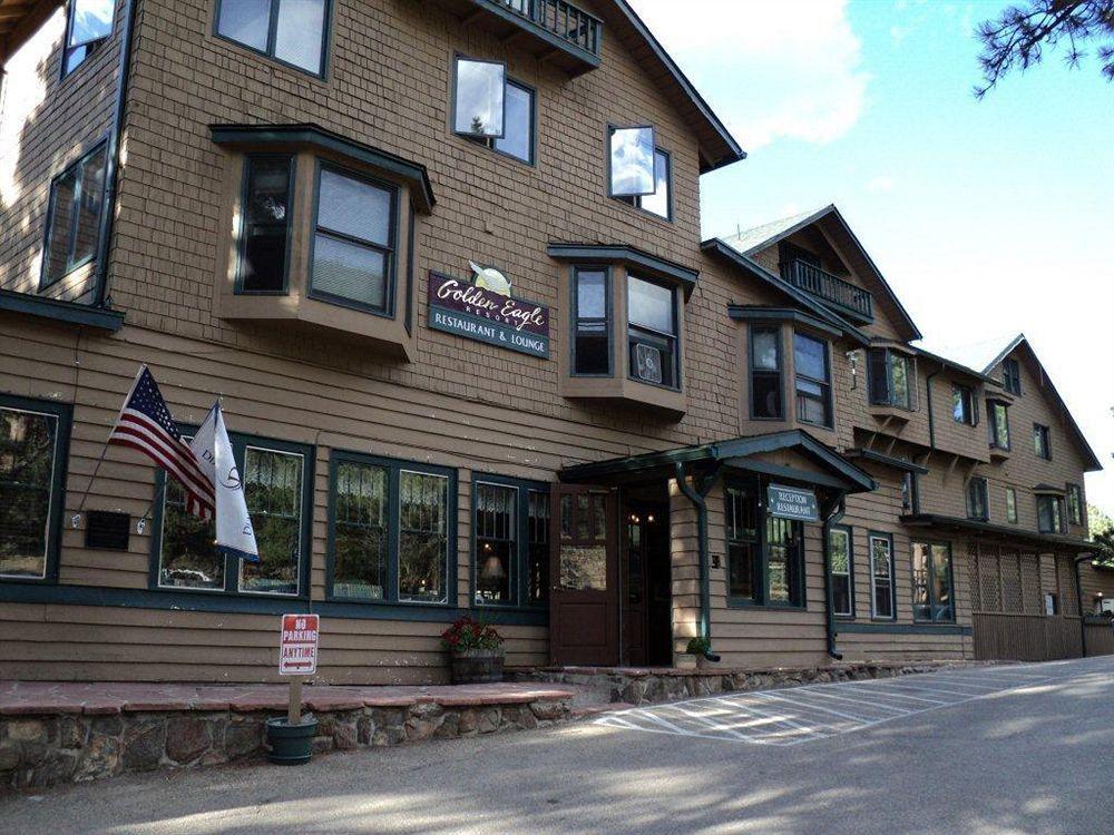 The Historic Crag's 3* Estes Park