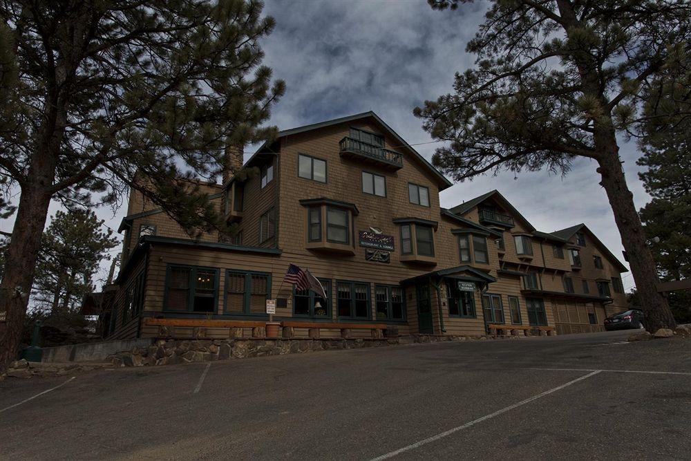 The Historic Crag's Resort