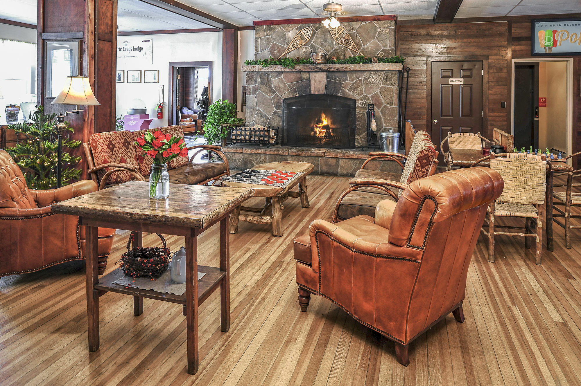The Historic Crag's 3* Estes Park
